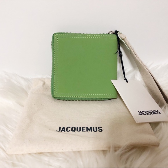 🌸New Authentic Jacquemus Green Leather Le Le Carre Rond Wallet - Picture 2 of 14